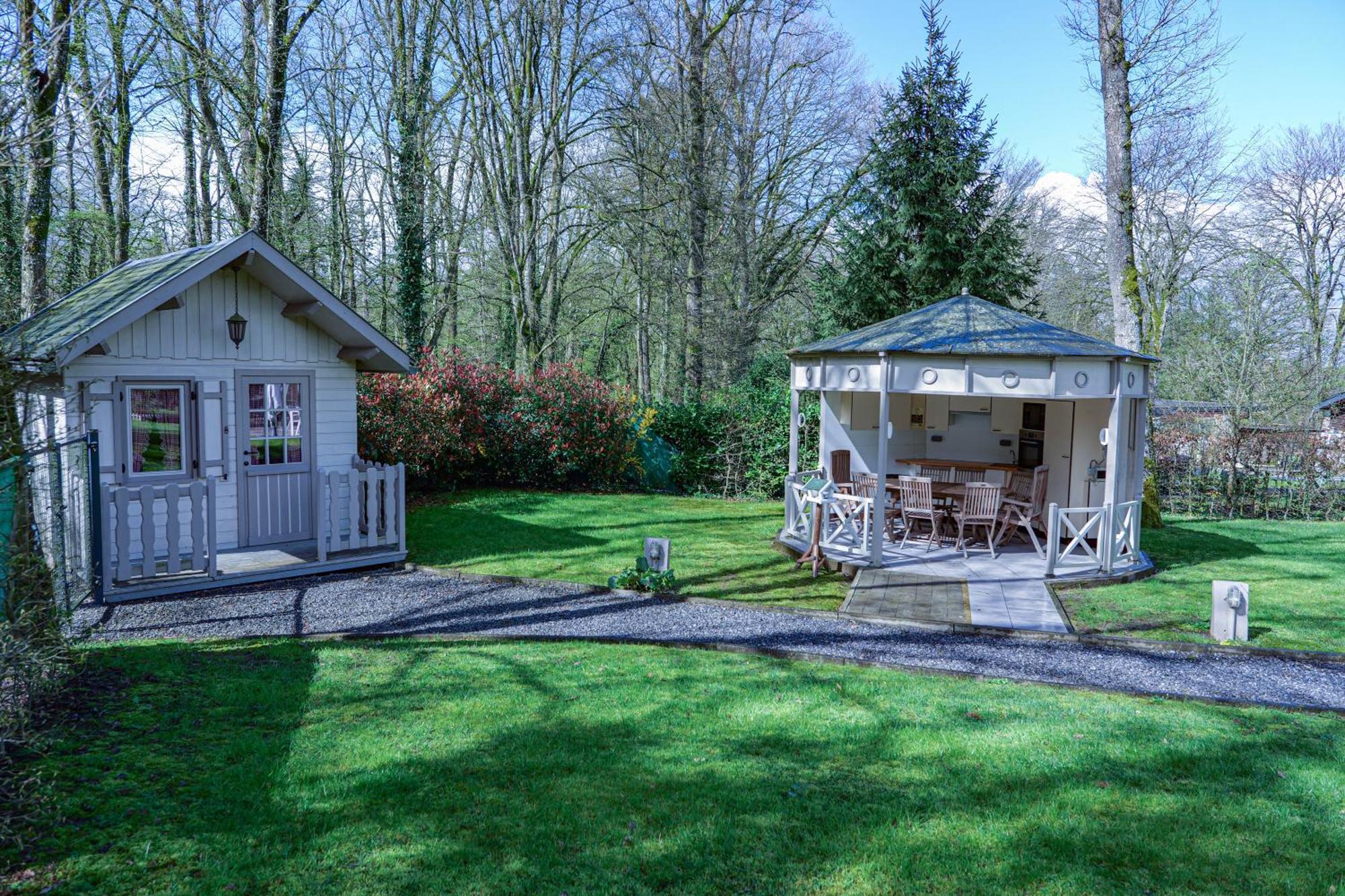 Le Colibri Spa Jacuzzi Durbuy Exterior photo